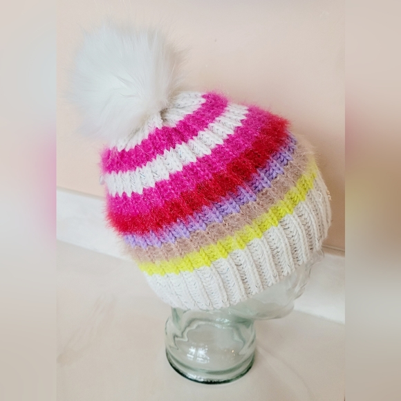 Juicy Faux Fur Pom Pom Sock Hat - Picture 7 of 10